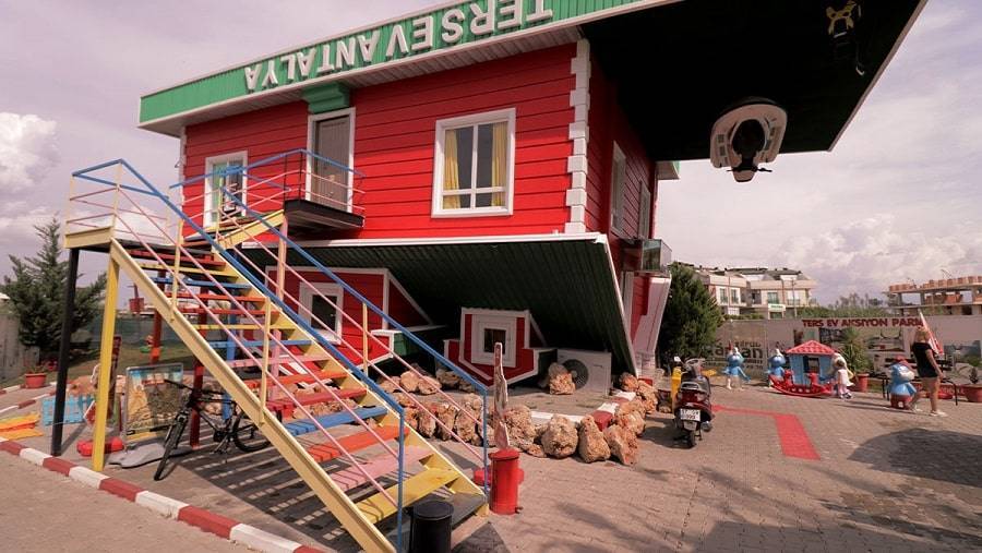 Upside down House in Antalya-min